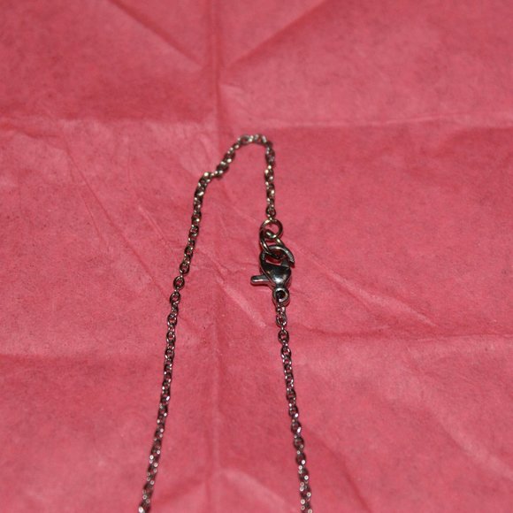 Ribbon Pendant Created With Swaroski Crystals - Picture 3 of 6